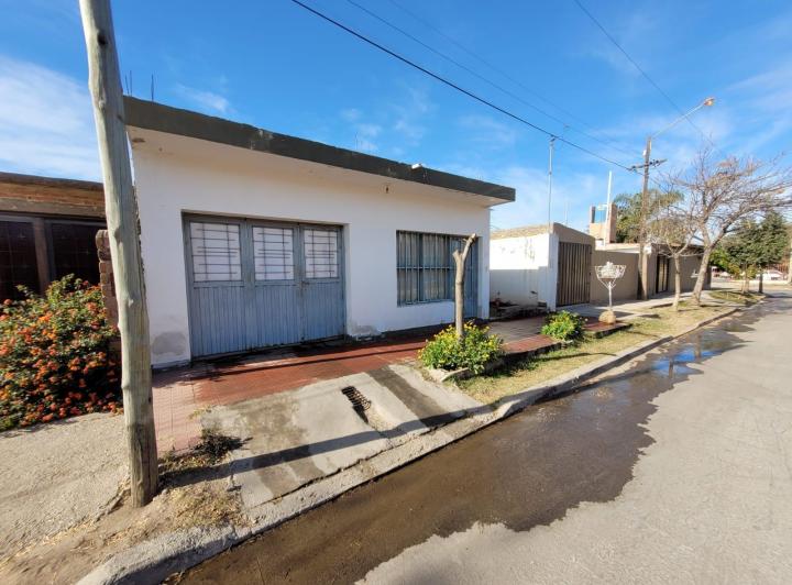 Casa 5 ambientes en Villa Dolores — Pasaje Justa Arias 70 — Venta, foto 8 de 8
