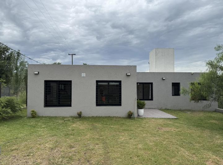 Casa 3 ambientes en Villa Sierras de Oro — Los Molles y los Mistoles — Venta, foto 1 de 8