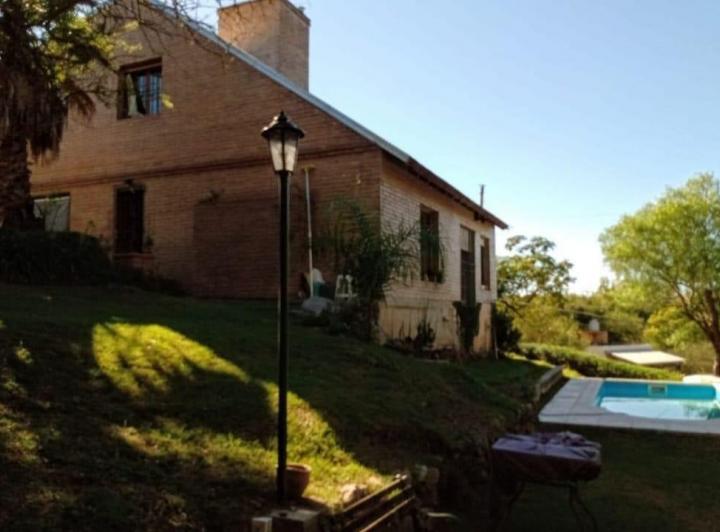 Casa 7 ambientes en Lomas de Mendiolaza — Los Cactus al 400 — Venta, foto 2 de 8