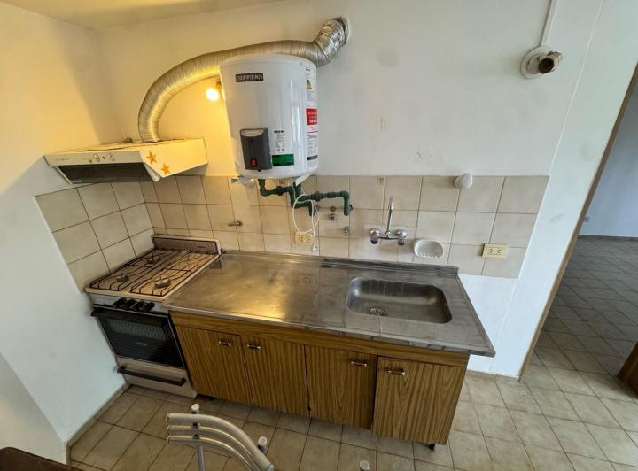 Departamento 1 amb en Alberdi — Duarte Quirós al 800 — Venta, foto 6 de 8