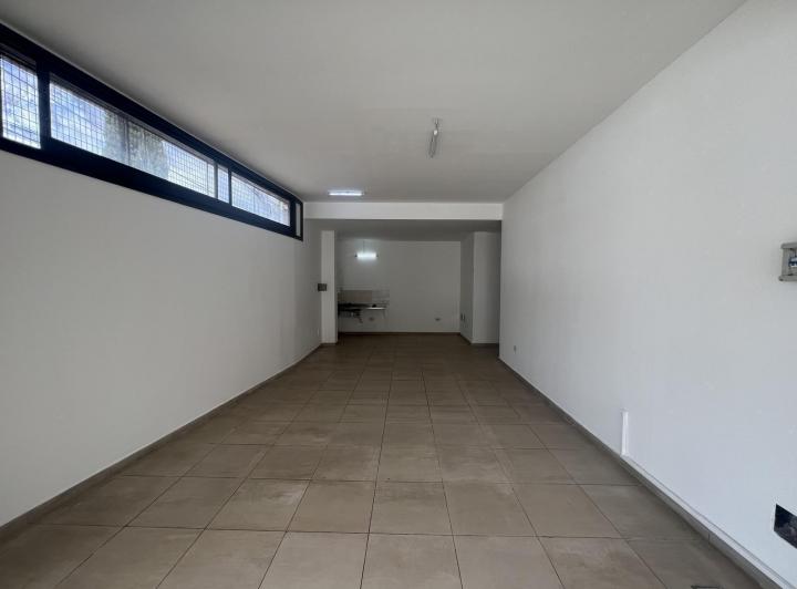 Local Comercial en Argüello — Ricardo Rojas al 6700 — Venta, foto 2 de 8