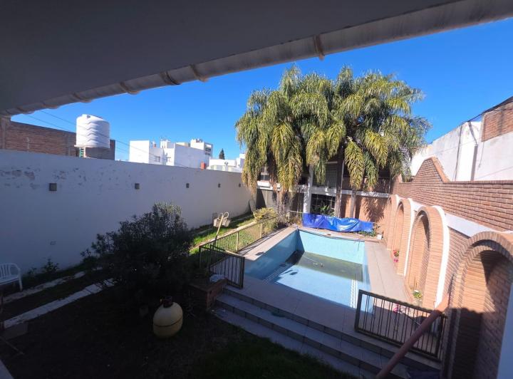 Casa 10 ambientes en General Pueyrredón — Suipacha al 1800 — Venta, foto 4 de 8