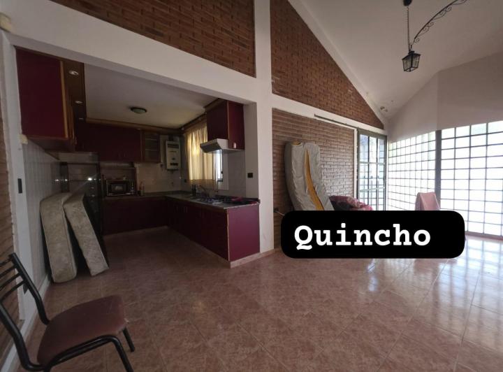 Casa 10 ambientes en General Pueyrredón — Suipacha al 1800 — Venta, foto 6 de 8