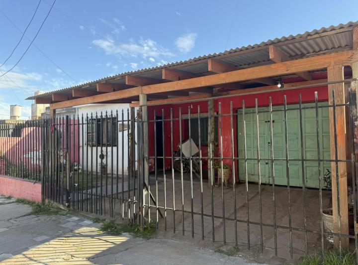 Casa 3 dorm. en Patricios — Medina Y Torres al 3700 — Venta, foto 3 de 8