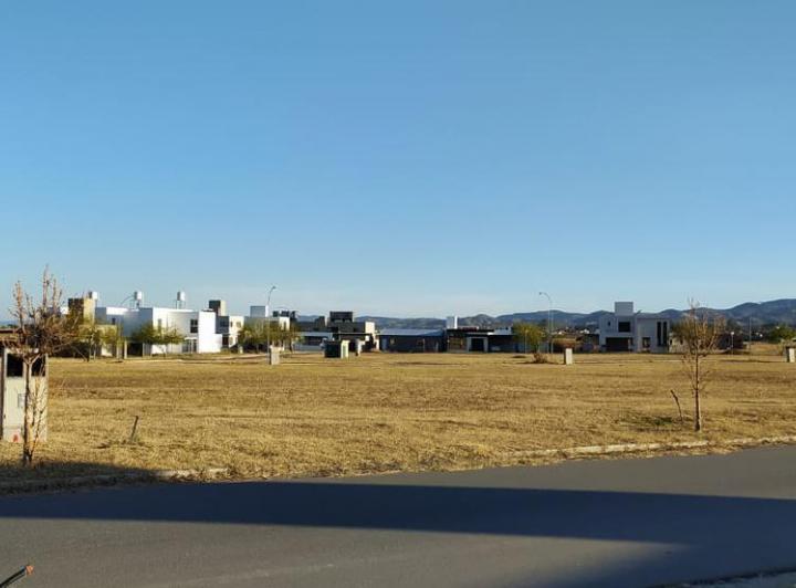 Lote en Las Tres Gracias — B° LAS Tres Gracias. Alta Gracia. CBA — Venta, foto 2 de 8