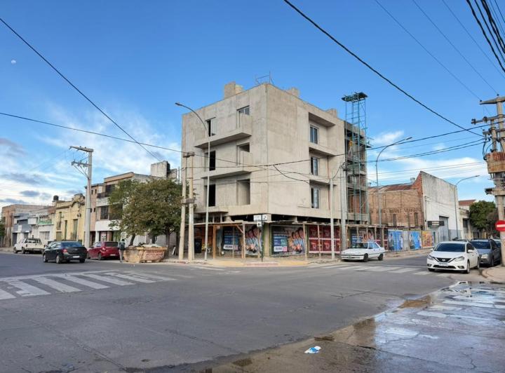 Departamento 3 ambientes en San Vicente — San Jerónimo 2014 — Venta, foto 1 de 8