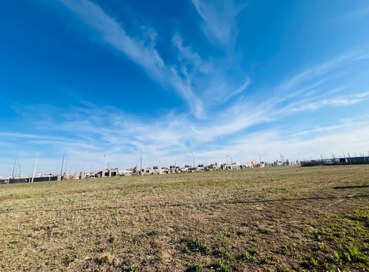 Lote en Campos de Manantiales — Lote Apto Dúplex/ Campos de Manantiales Lote 12 Mz 124 — Venta, foto 4 de 8