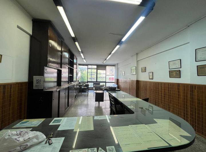 Oficina en Centro — Av. Colón al 300 — Venta, foto 1 de 8