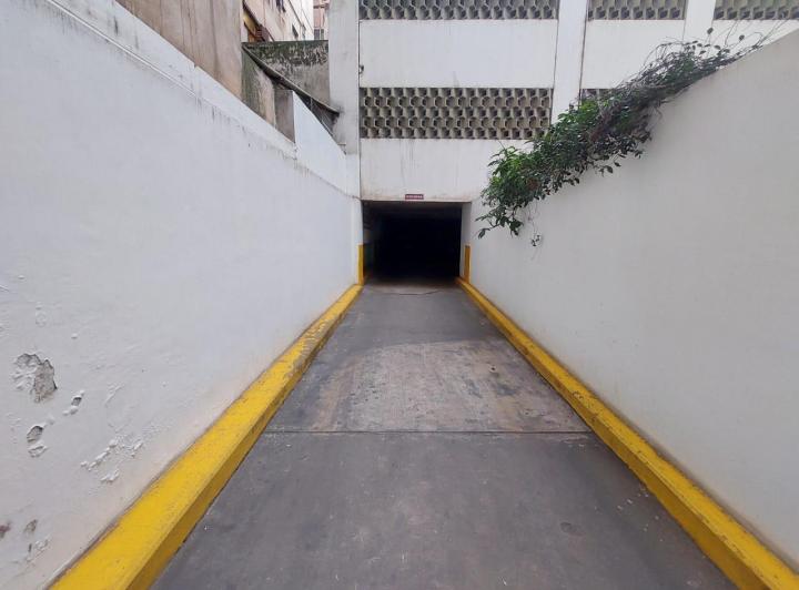 Cochera en Alberdi — Colon al 600 — Venta, foto 4 de 8
