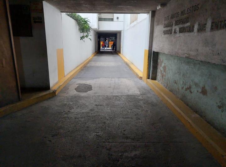 Cochera en Alberdi — Colon al 600 — Venta, foto 5 de 8