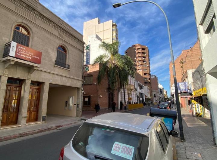 Oficina comercial en Alberdi — Dean Funes al 800 — Venta, foto 3 de 8