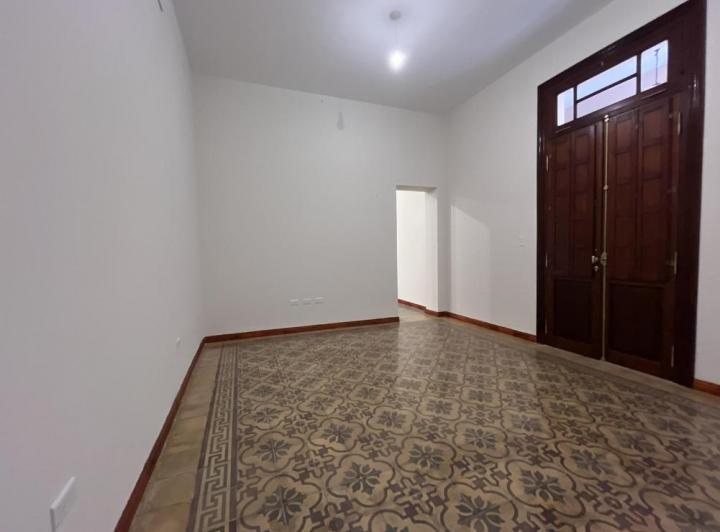 Oficina comercial en Alberdi — Dean Funes al 800 — Venta, foto 7 de 8