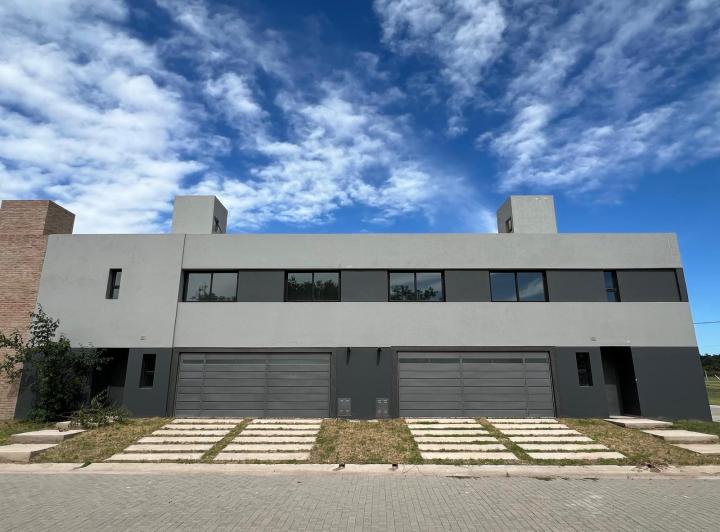 Casa 4 ambientes en Acquavista — Km 718 RN 20 — Venta, foto 1 de 8