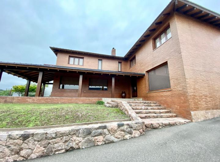 Casa en Venta Estancia Q2 de 480 Cubiertos 1000 de Terreno — Country Estancia Q2 — Venta, foto 1 de 8