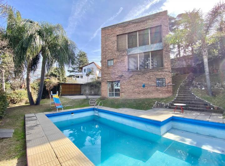 Casa 6 ambientes en Villa Belgrano — Hermosa Propiedad en Villa Belgrano Ideal Inversión Ernesto Abbe al 5200 — Venta, foto 2 de 8