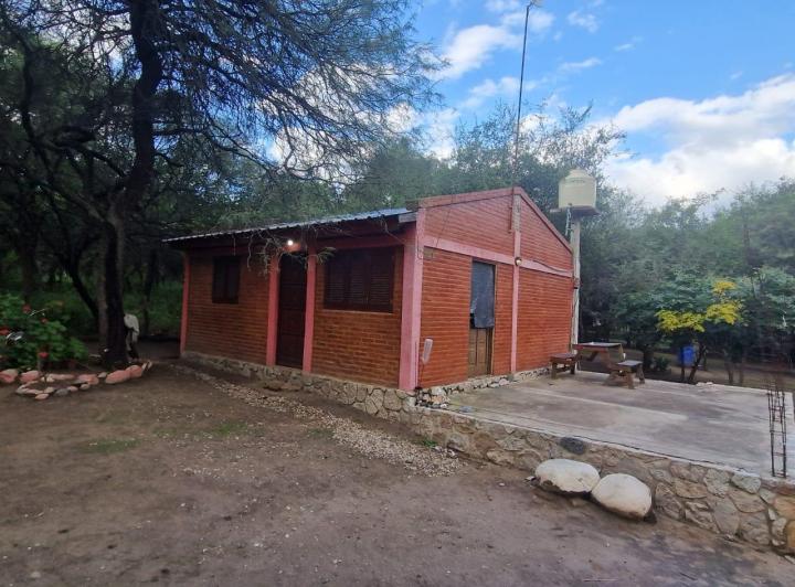 Casa 2 amb en Los Pozos — Casa Linda Ubicacion en Los Pozos - Villa de Las Rosas Traslasierra!! — Venta, foto 1 de 8