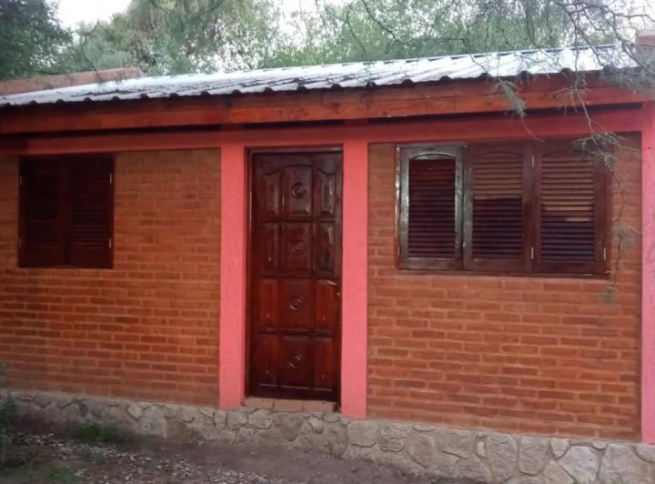 Casa 2 amb en Los Pozos — Casa Linda Ubicacion en Los Pozos - Villa de Las Rosas Traslasierra!! — Venta, foto 2 de 8