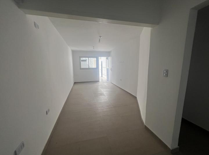 Departamento 2 dormitorios en Güemes — Peru al 300 — Venta, foto 3 de 8