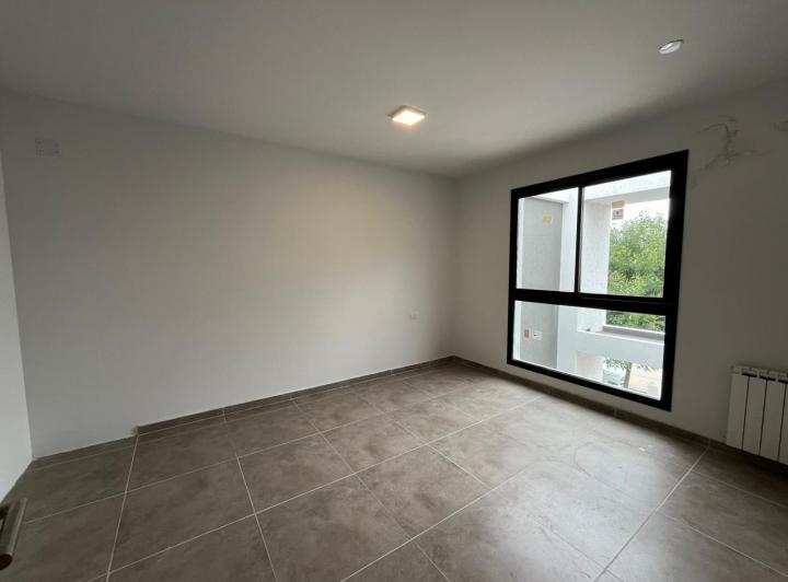 Dúplex 5 ambientes en Greenville II — Bernardo O'higgins al 6100 — Venta, foto 8 de 8