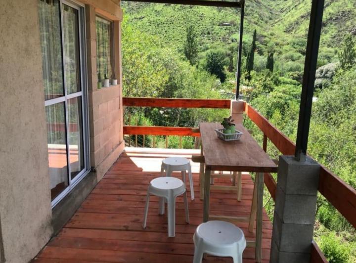 3 Cabañas en Bialet Massé — Jacarandá s/n — Venta, foto 1 de 8