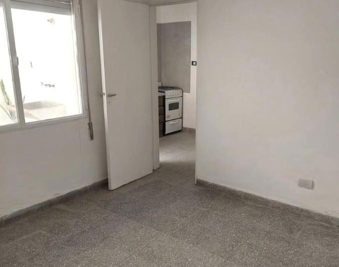 Departamento 2 ambientes en Alberdi — Humberto 1° al 1700 — Venta, foto 4 de 8