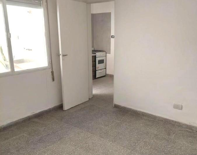 Departamento 2 ambientes en Alberdi — Humberto 1° al 1700 — Venta, foto 5 de 8