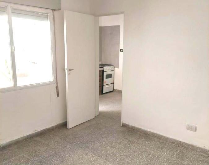 Departamento 2 ambientes en Alberdi — Humberto 1° al 1700 — Venta, foto 6 de 8