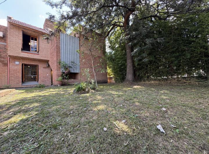 Casa Dúplex en B° Escobar — Domingo Zípoli al 1300 — Venta, foto 2 de 8