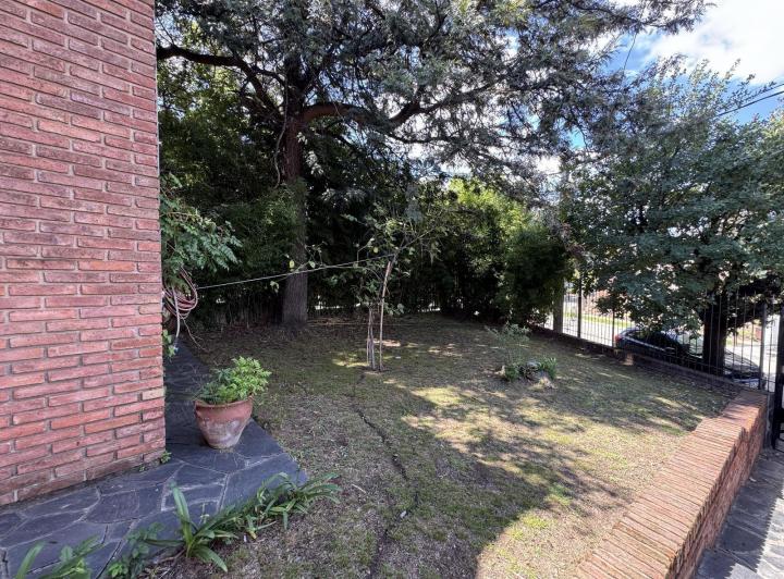 Casa Dúplex en B° Escobar — Domingo Zípoli al 1300 — Venta, foto 3 de 8
