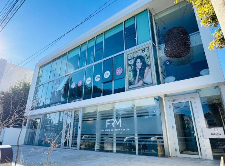 Oficina 1 ambiente en Cerro de las Rosas — Venta Oficina Cerro de las Rosas 59 mt / Estacionamiento / Ascensor. — Venta, foto 1 de 8