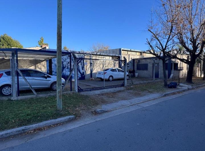 Galpón en Los Boulevares — De los Españoles esq de los Catalanes al 6000 — Venta, foto 5 de 8