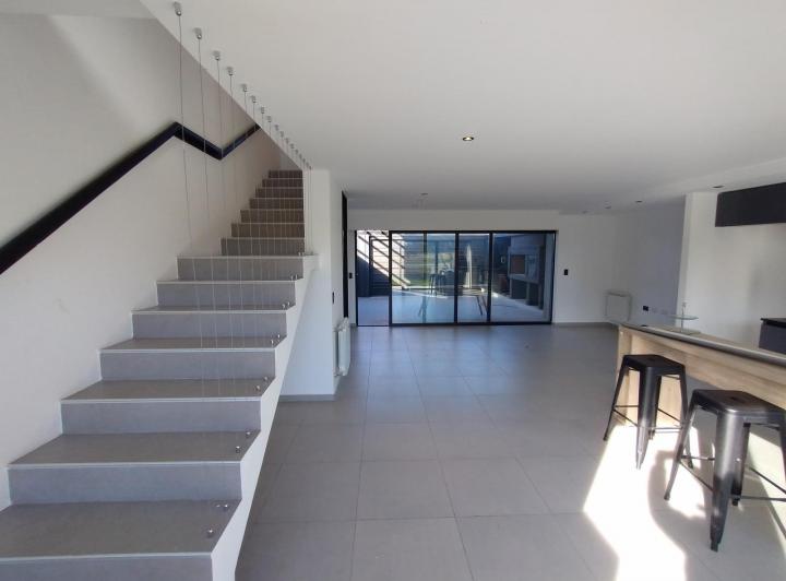 Casa 3 Dorm en Acquavista — Venta Excelente Duplex Dpto 3 Dorm EN Acquavista — Venta, foto 5 de 8
