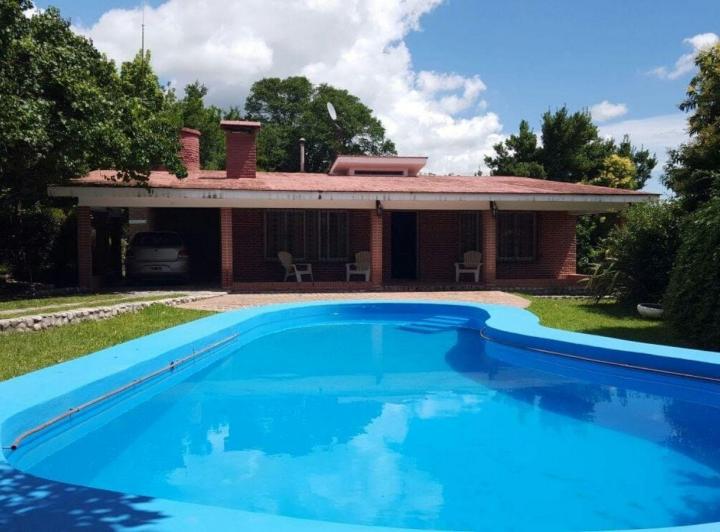 Casa 5 amb en Los Hornillos — Casa EN LOS Hornillos !! Ubicacion Ideal EN Traslasierra!! — Venta, foto 1 de 8