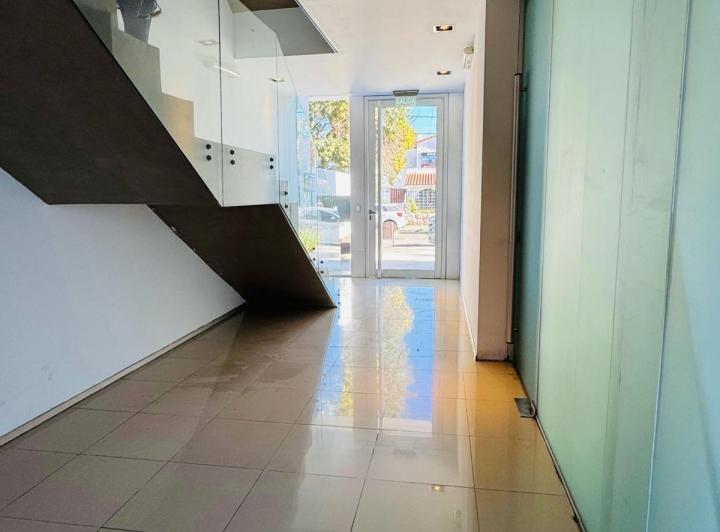 Oficina en Cerro de las Rosas — Venta Oficinas Premiun 74 mt con Estacionamiento / Cerro de las Rosas — Venta, foto 6 de 8