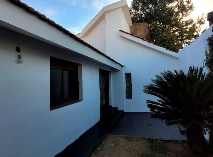 Casa 8 ambientes en Alejandro Centeno — Leopoldo Buteler al 4400. B° Alejandro Centeno. Córdoba Capital — Venta, foto 5 de 8