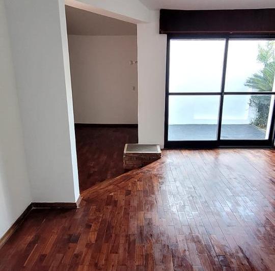 Casa 8 ambientes en Alejandro Centeno — Leopoldo Buteler al 4400. B° Alejandro Centeno. Córdoba Capital — Venta, foto 6 de 8
