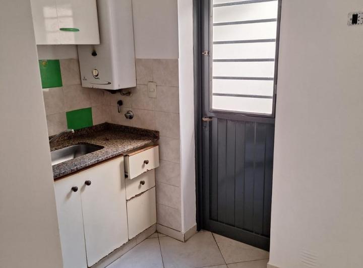 Departamento 6 ambientes en San Martín — Famatina al 100 — Alquiler, foto 3 de 5