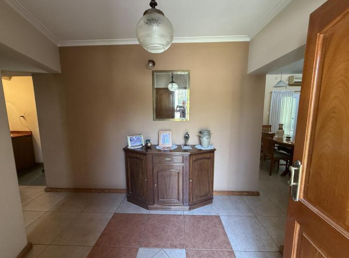 Casa 3 Dorm. en Tejas Sur — Fenoglio al 4200 — Venta, foto 3 de 8