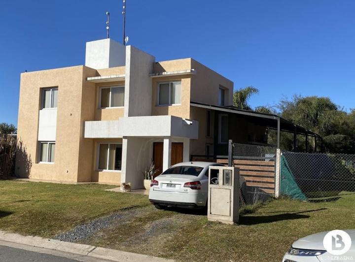 Casa 6 ambientes en Las Cañitas, Malagueño — SAN Martin Y LOS Robles al 100 LAS Cañitas - Malagueño — Venta, foto 1 de 8