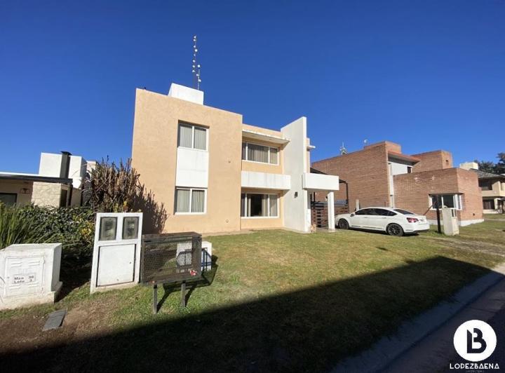 Casa 6 ambientes en Las Cañitas, Malagueño — SAN Martin Y LOS Robles al 100 LAS Cañitas - Malagueño — Venta, foto 2 de 8