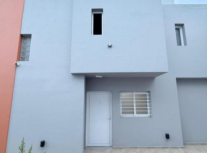 Casa 3 ambientes en Lomas del Chateau — Santa Rosa al 6000 — Venta, foto 3 de 8