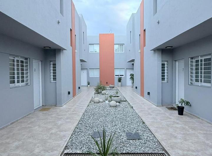 Casa 3 ambientes en Lomas del Chateau — Santa Rosa al 6000 — Venta, foto 4 de 8