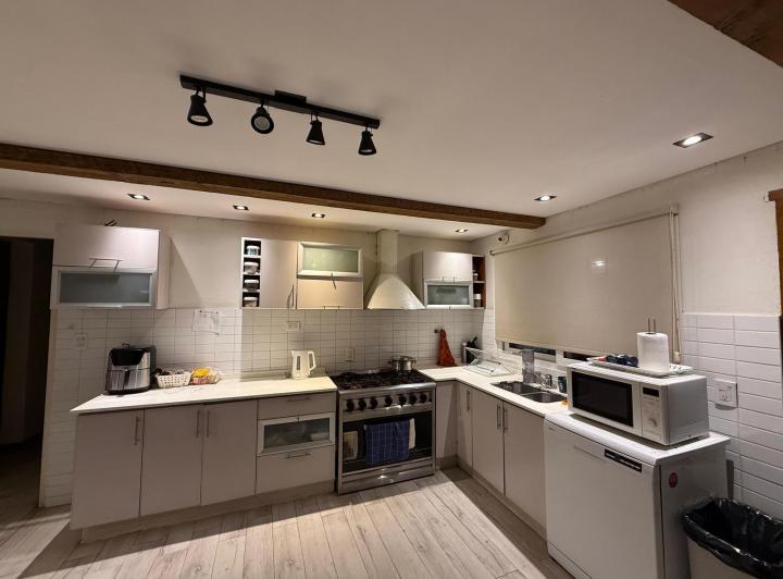 Casa 6 ambientes en Villa Warcalde — Molino Viejo al 7500 — Venta, foto 1 de 8