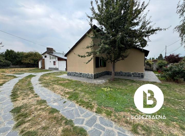 Casa 6 ambientes en Cholila — Av. 15 de Diciembre — Venta, foto 1 de 8