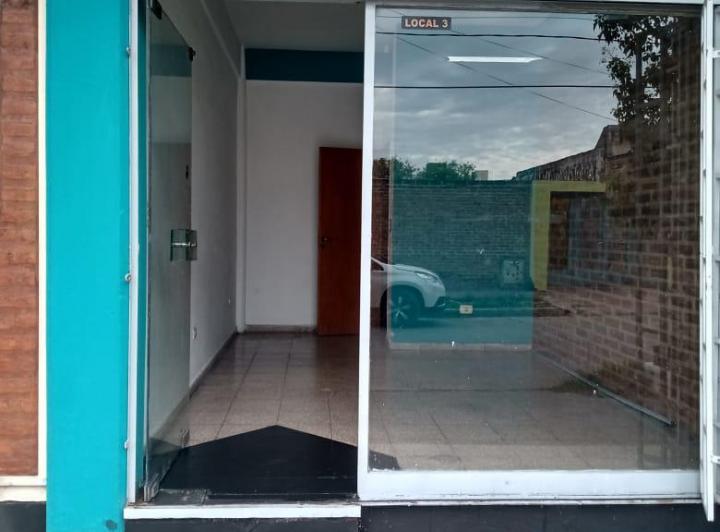 Local Comercial en La France — Curupayti Esq. bv. los Granaderos — Venta, foto 1 de 8