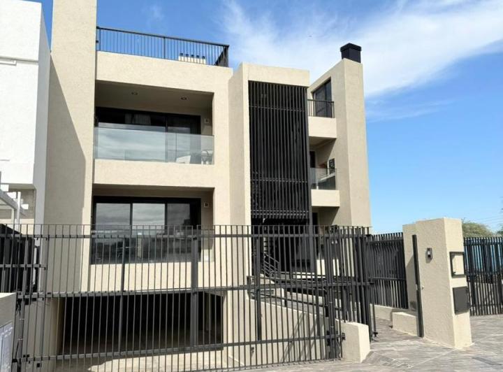 Departamento 2 ambientes en Costas de Manantiales — Venta, foto 1 de 8