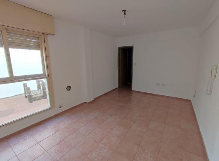 Departamento 5 ambientes en Caseros — Sol de Mayo al 500 — Venta, foto 5 de 8