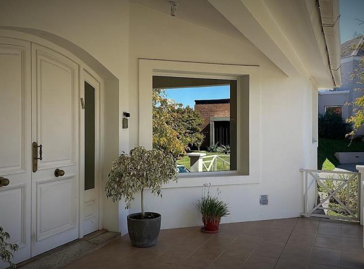 Casa 20 ambientes en Country Barrancas - Urca — Country Barrancas - Urca - — Venta, foto 1 de 8