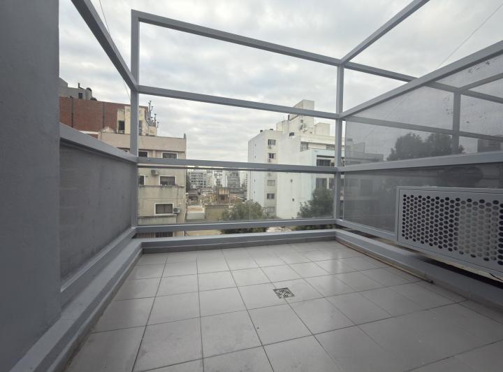 Departamento 2 ambientes en General Paz — Felix Frias al 300 — Venta, foto 3 de 8