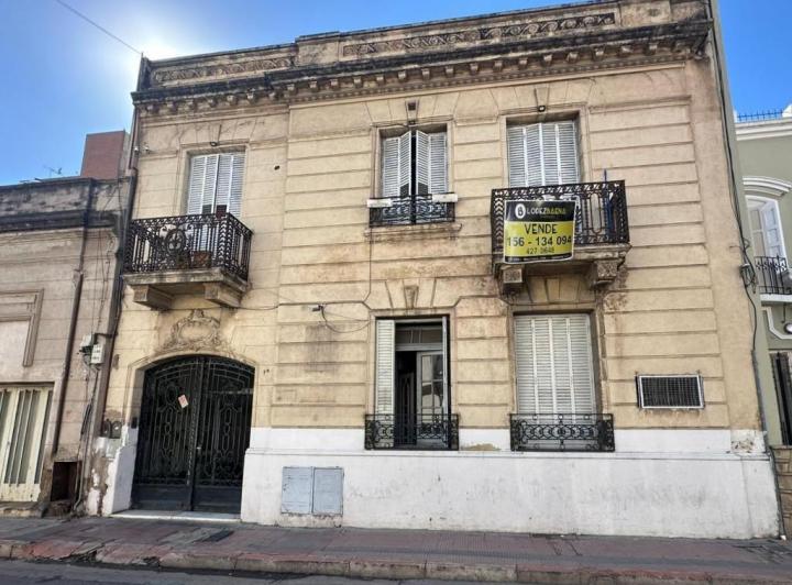 Casa 14 ambientes en Alberdi — Mendoza 70 — Venta, foto 2 de 8
